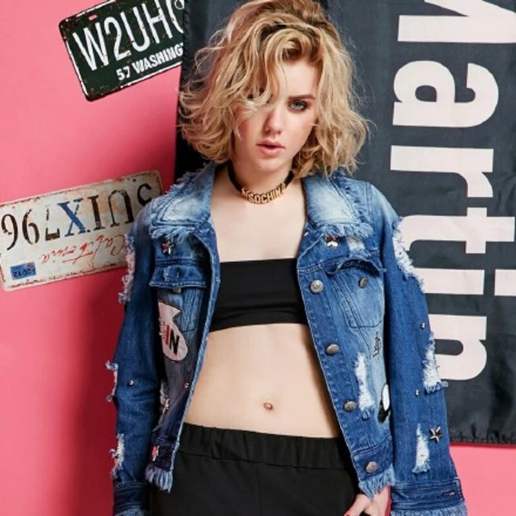 laura
